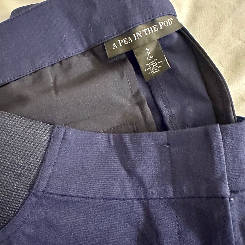 A Pea in the Pod Navy Maternity Pants